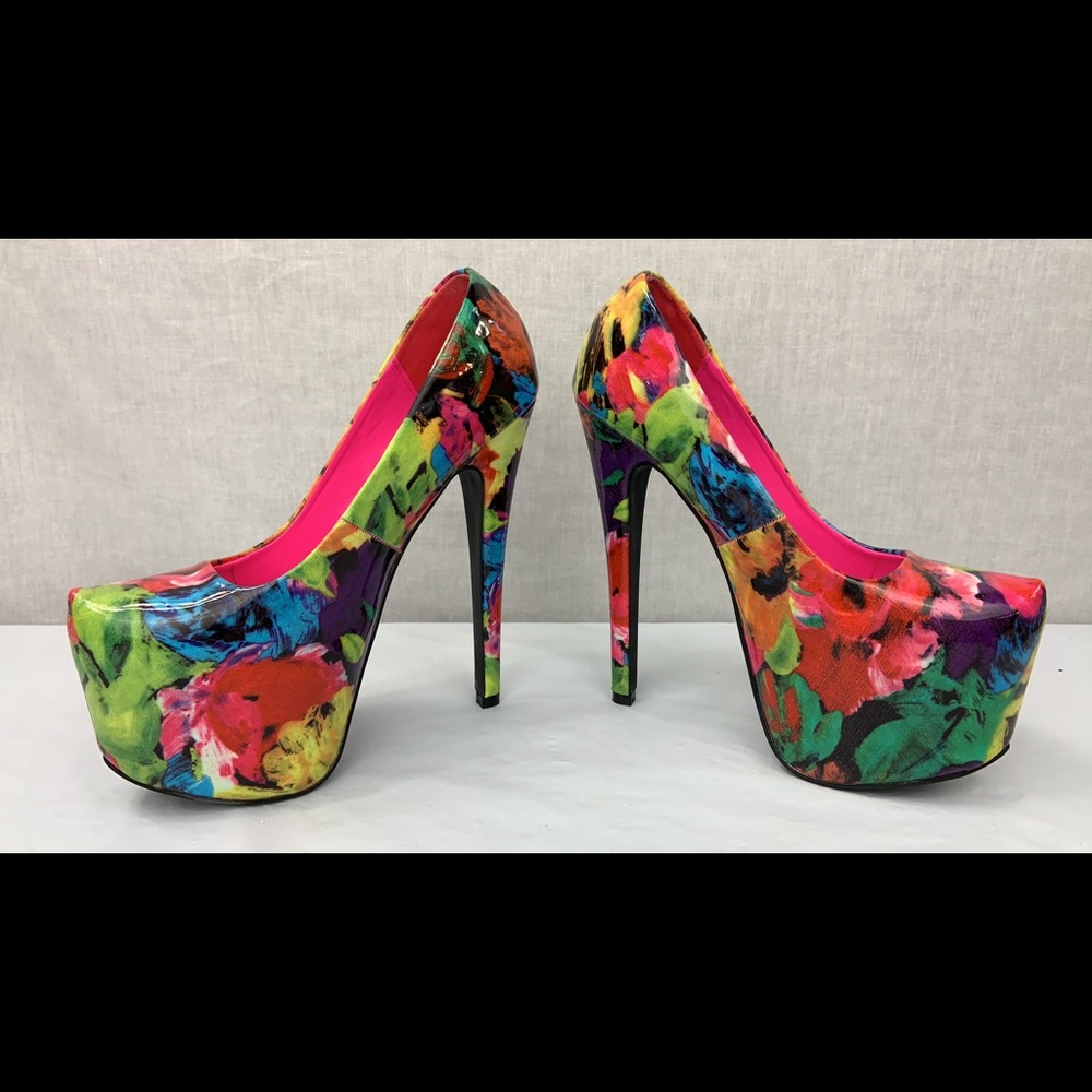 6” Platform Floral Heels sz. 7